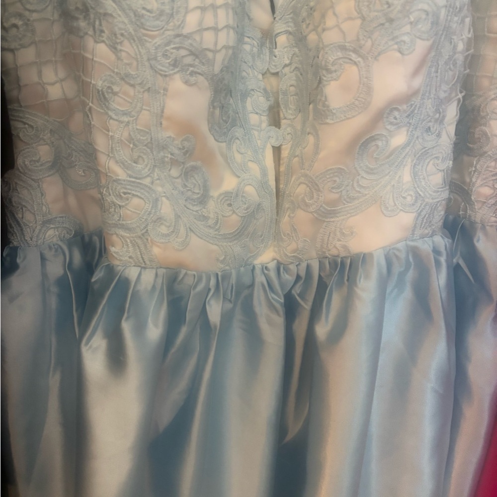 Elegant Blue Lace Prom Dress